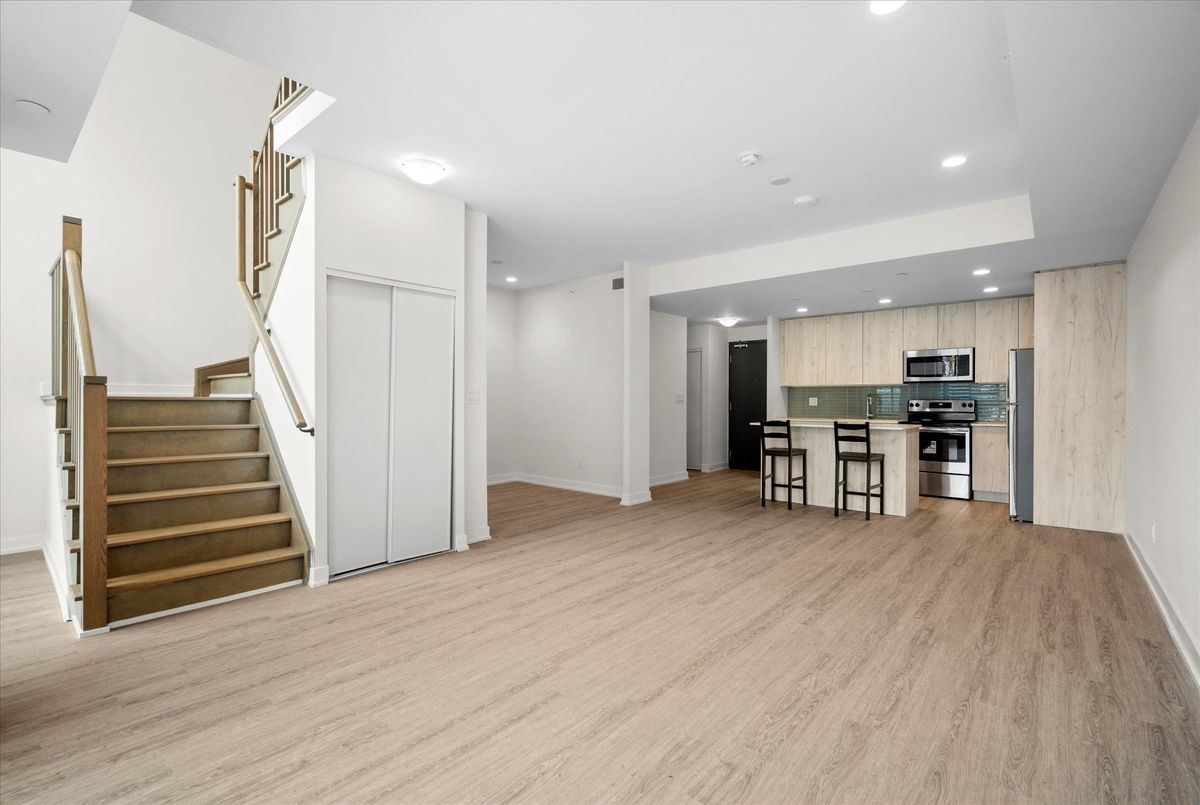 1350 Kingston Road Toronto 1350 Kingston Road Toronto