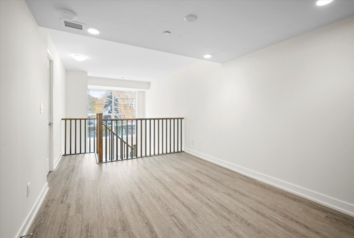 1350 Kingston Road Toronto 1350 Kingston Road Toronto