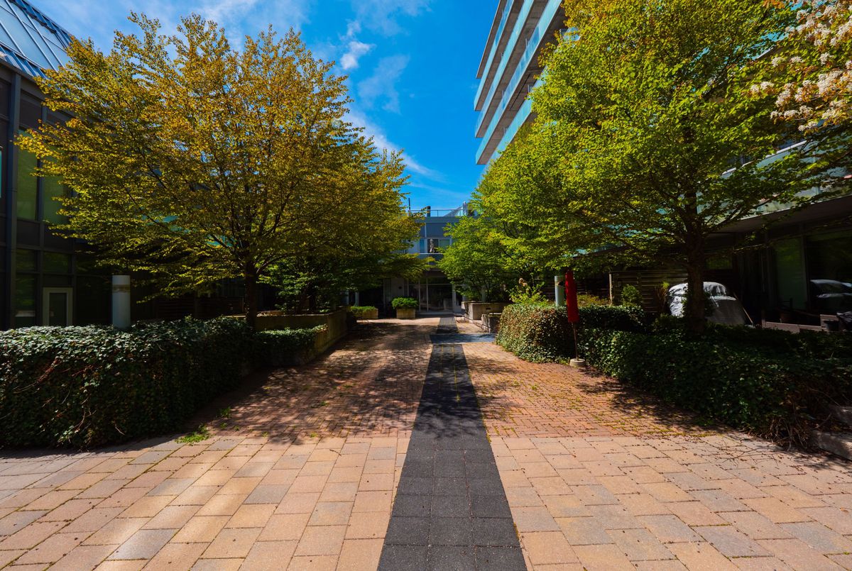201 Carlaw Avenue Toronto 201 Carlaw Avenue Toronto