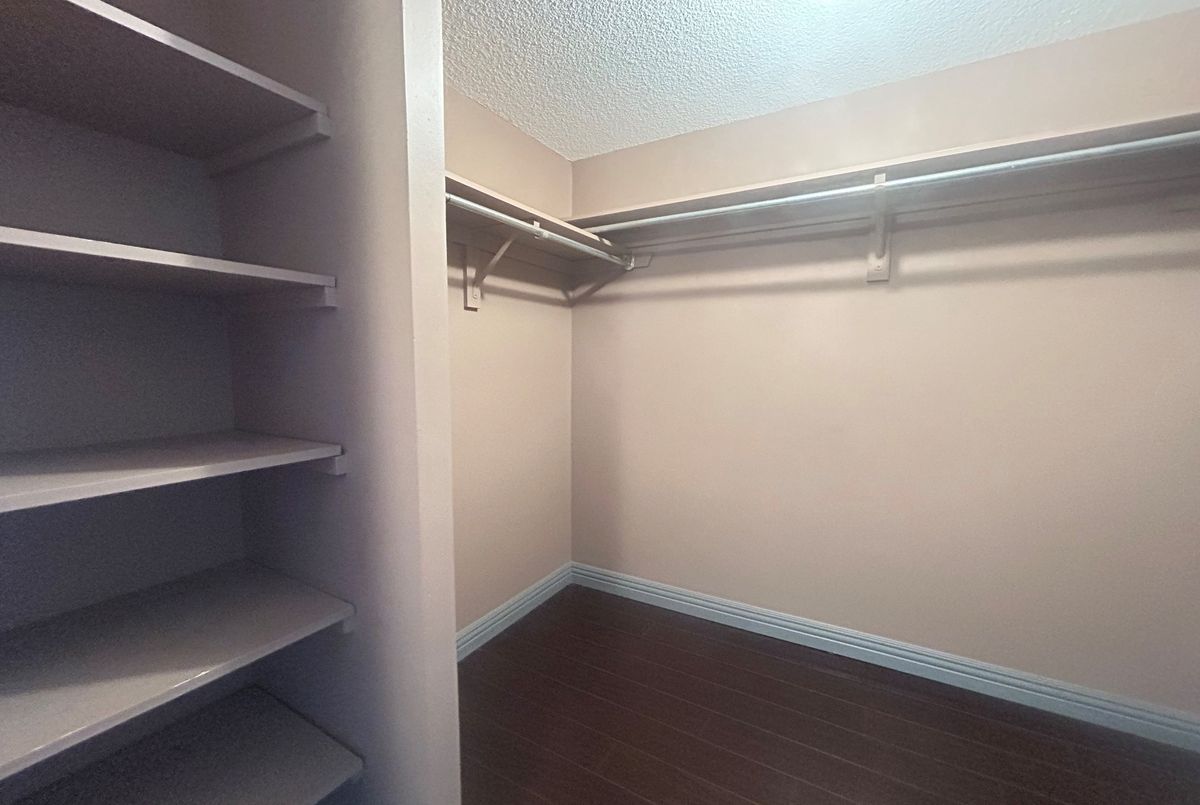 4725 Sheppard Avenue E Toronto 4725 Sheppard Avenue E Toronto
