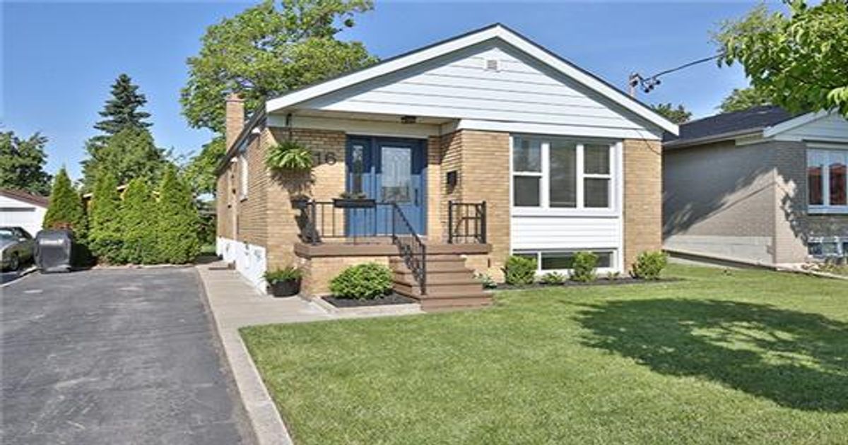 16 Arnham Rd Toronto