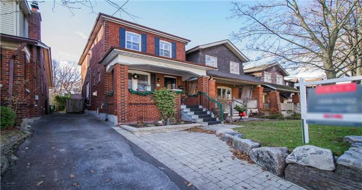 384 Kingswood Rd Toronto