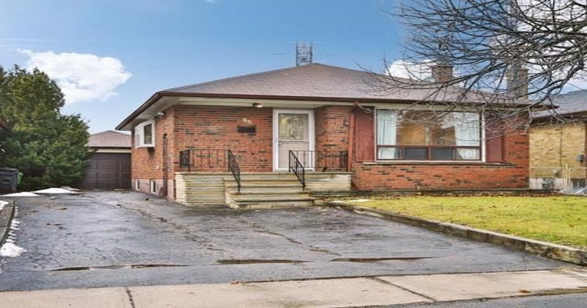 96 Roebuck Dr Toronto