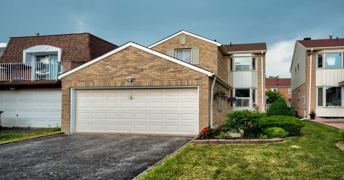 121 Sandyhook Sq Toronto