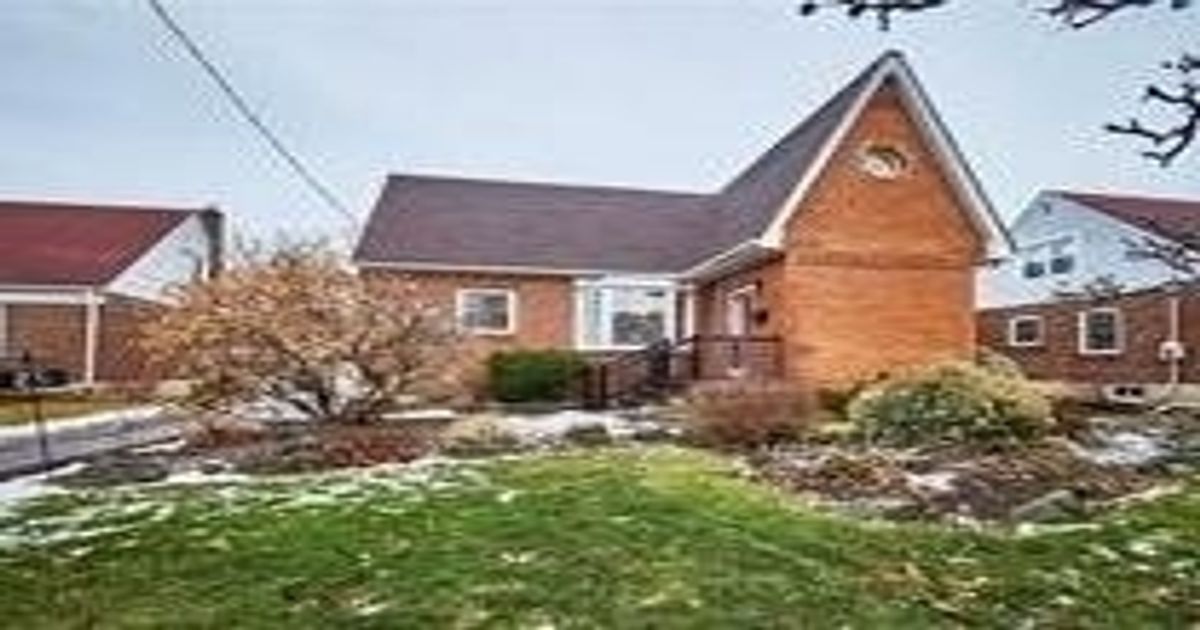 25 Sundridge Dr Toronto