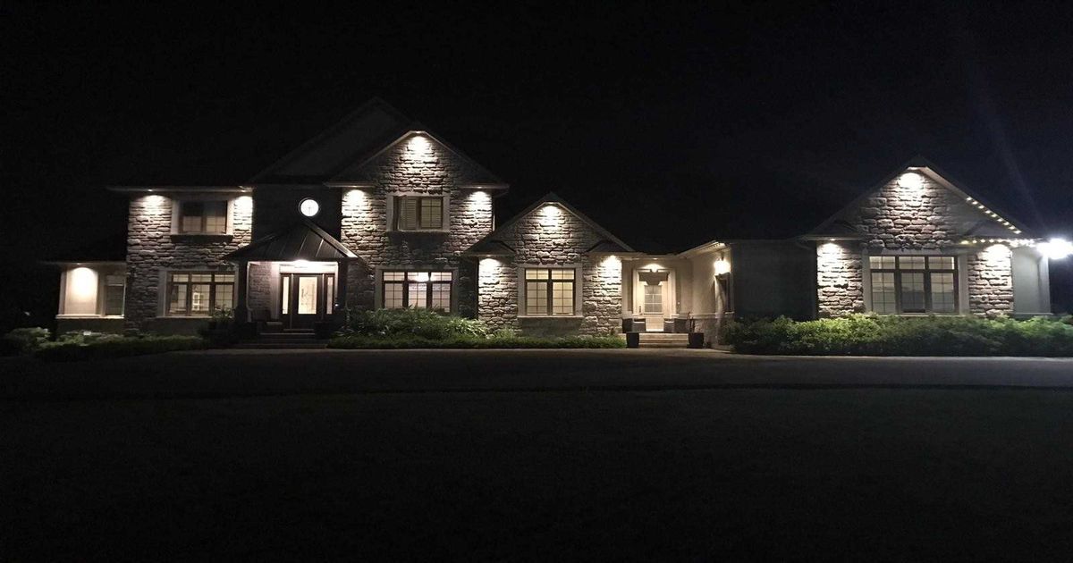 3240 Salem Rd Pickering