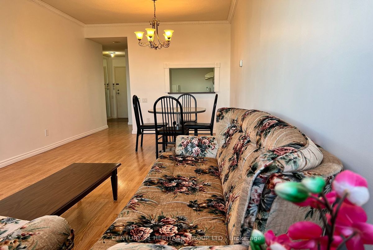 2466 Eglinton Ave E Toronto 2466 Eglinton Ave E Toronto