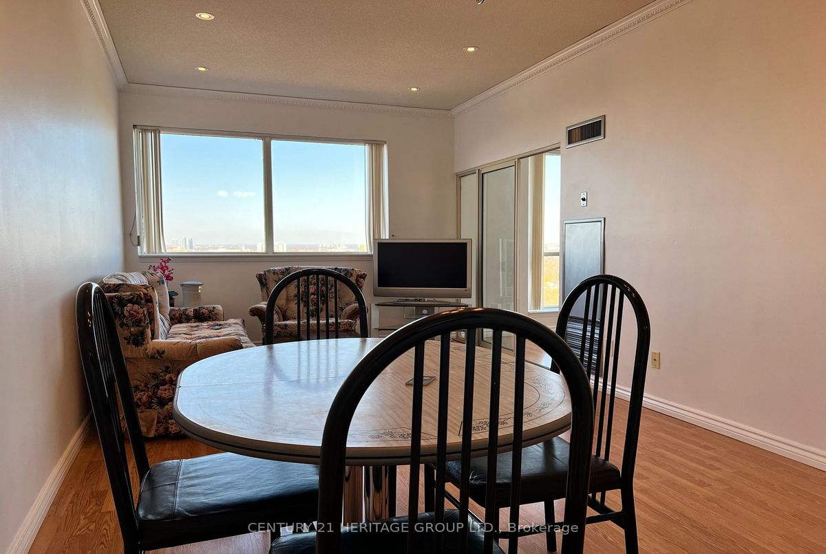 2466 Eglinton Ave E Toronto 2466 Eglinton Ave E Toronto