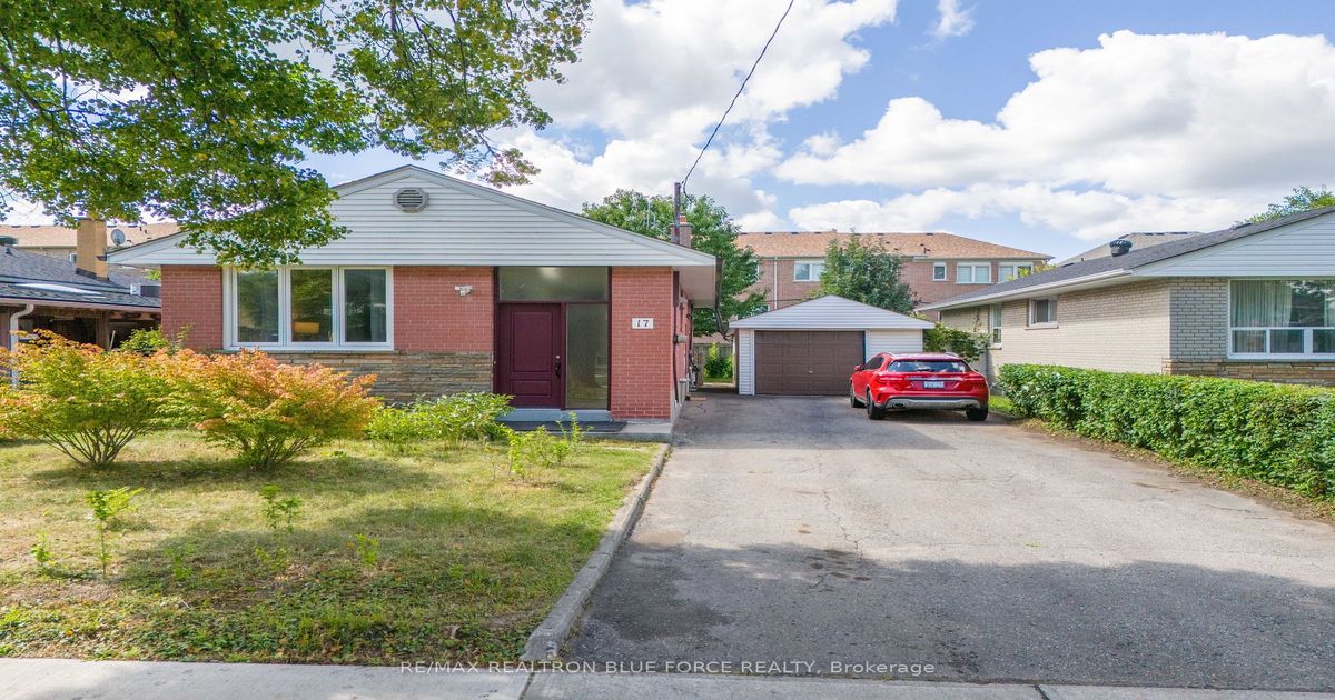 17 Savarin St Toronto