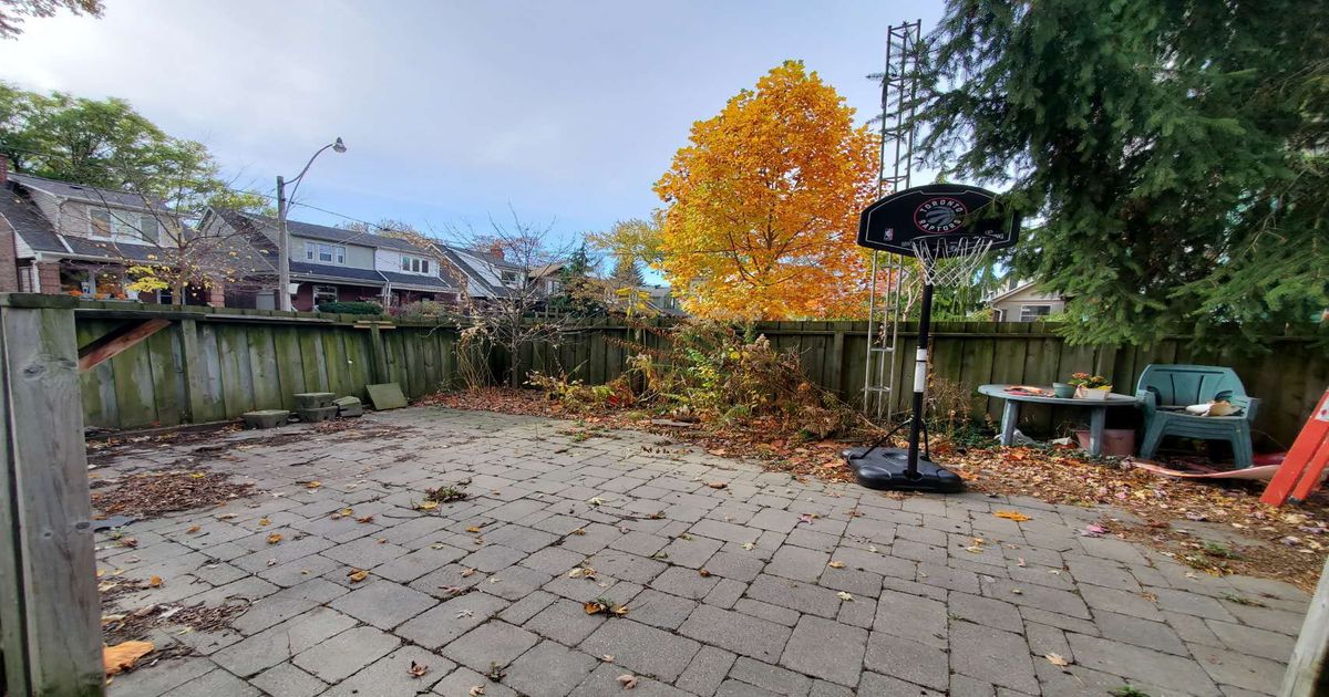 212 Monarch Park Avenue Toronto