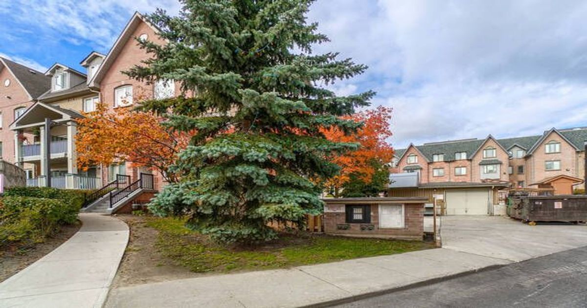 75 Weldrick Road E Richmond Hill