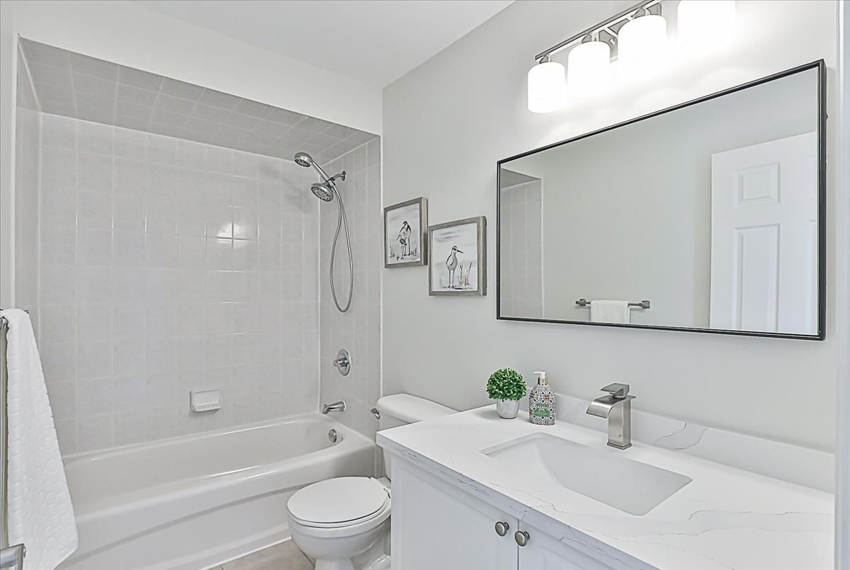 90 Coleridge Dr Newmarket 90 Coleridge Dr Newmarket