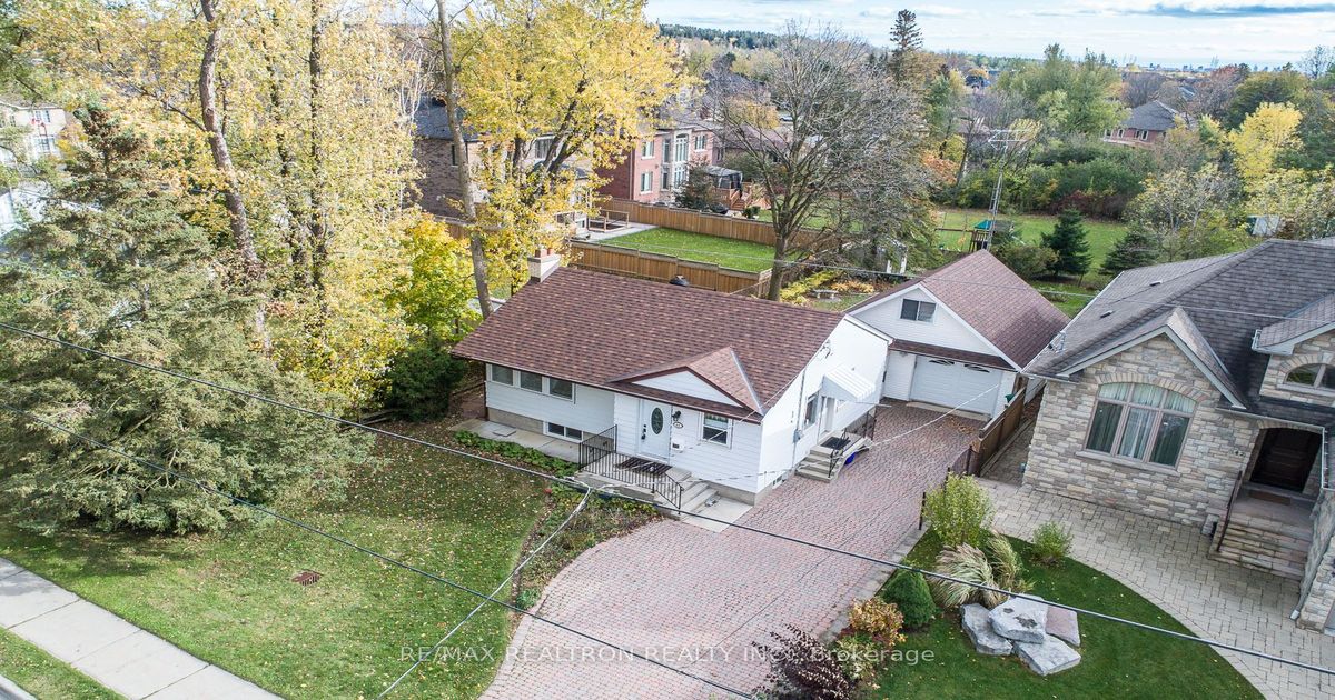 48 Elmwood Ave Richmond Hill