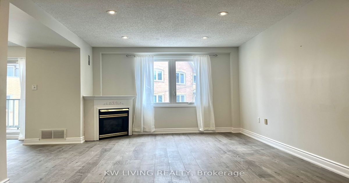 75 Weldrick Road E Richmond Hill