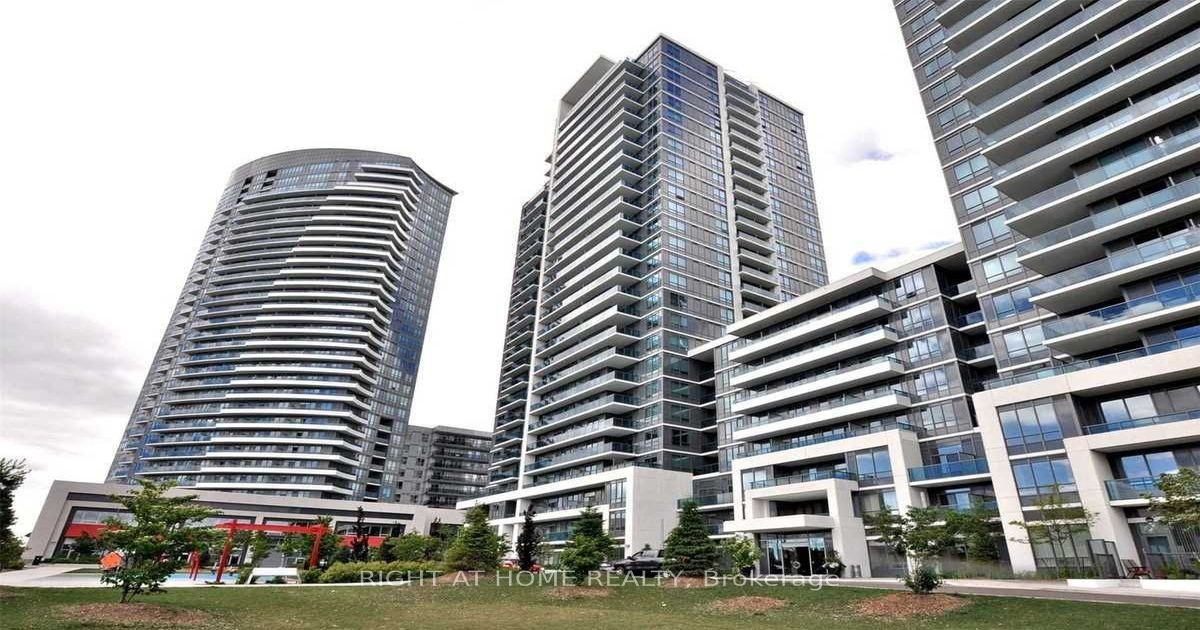 7167 Yonge St Markham