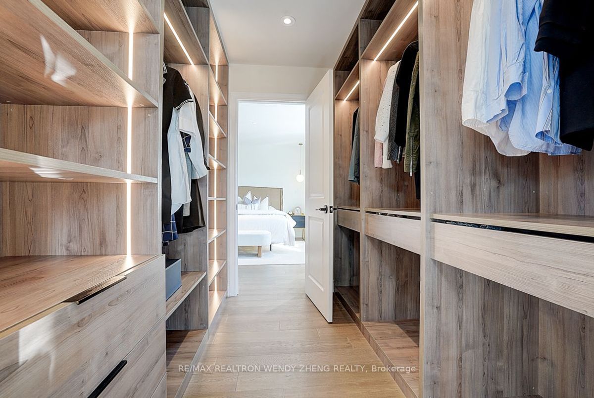 img-gallery