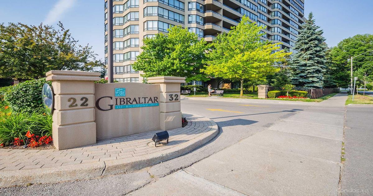 32 Clarissa Drive Richmond Hill