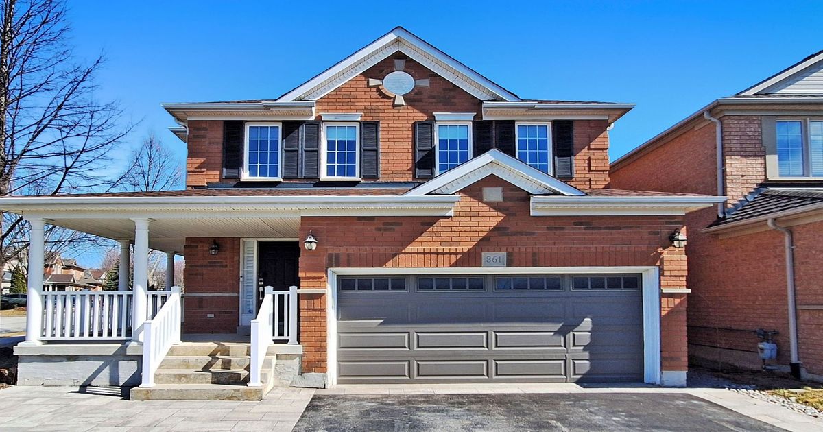 861 Oaktree Crescent Newmarket