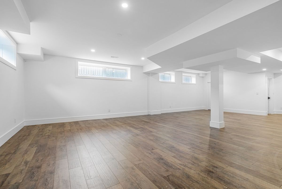 68 Elm Avenue Richmond Hill 68 Elm Avenue Richmond Hill