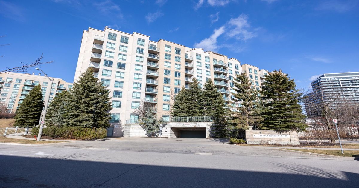 51 Baffin Court Richmond Hill