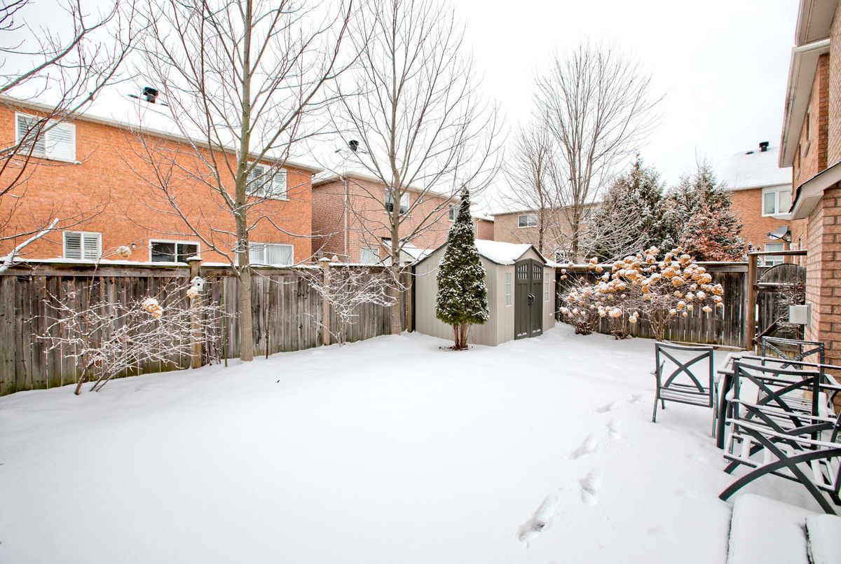 img-gallery