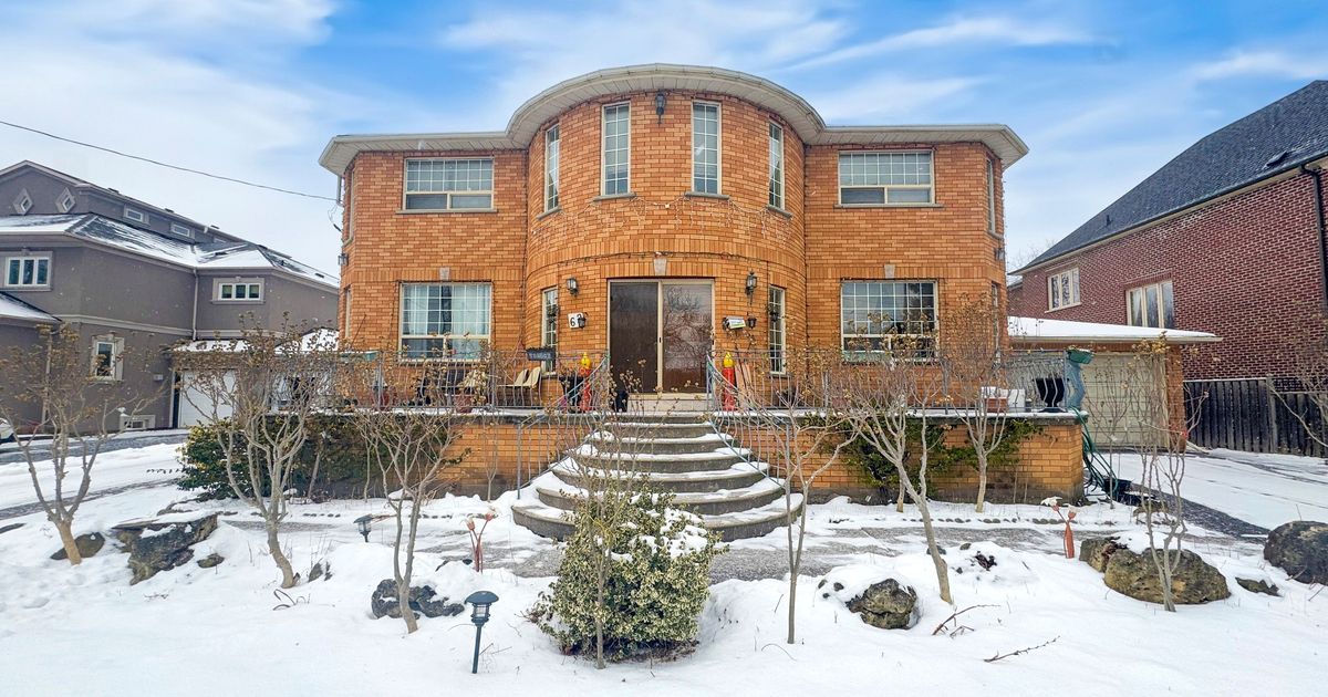 62 Langstaff Road W Richmond Hill