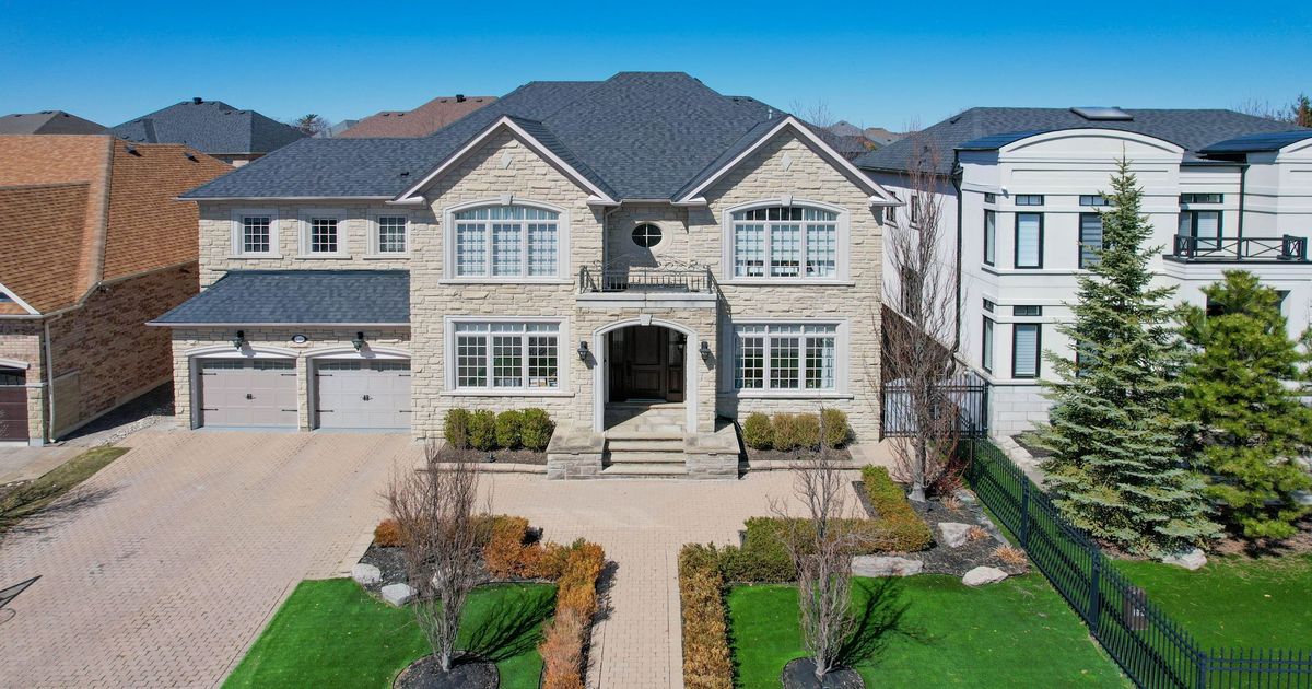 110 Cook's Mill Crescent Vaughan