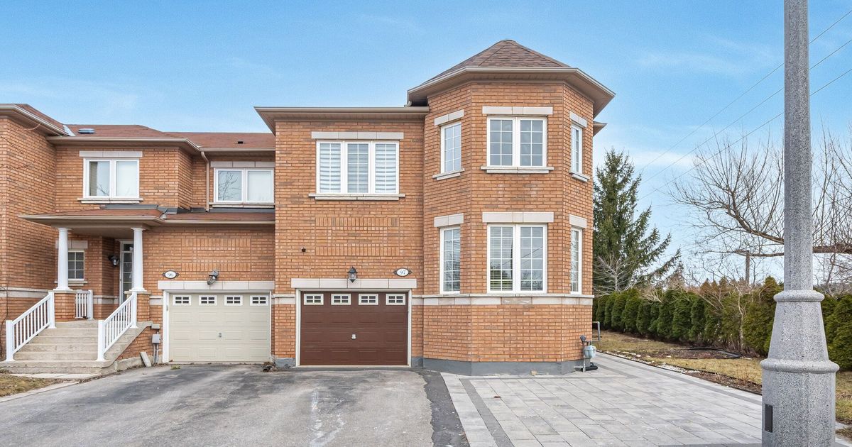 8 Townwood Drive Richmond Hill