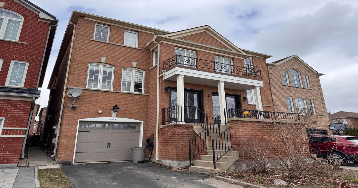 117 Sassafras Circle Vaughan