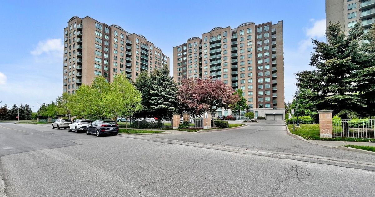 23 Oneida Crescent Richmond Hill