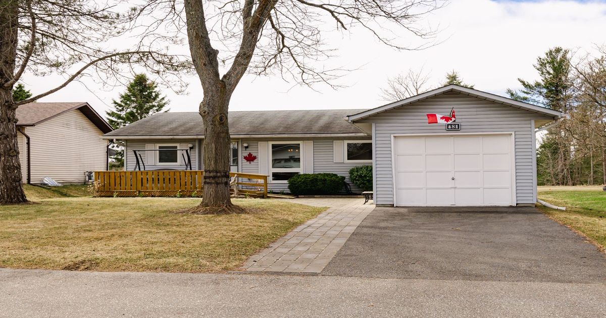 81 Tecumseth Pines Drive New Tecumseth
