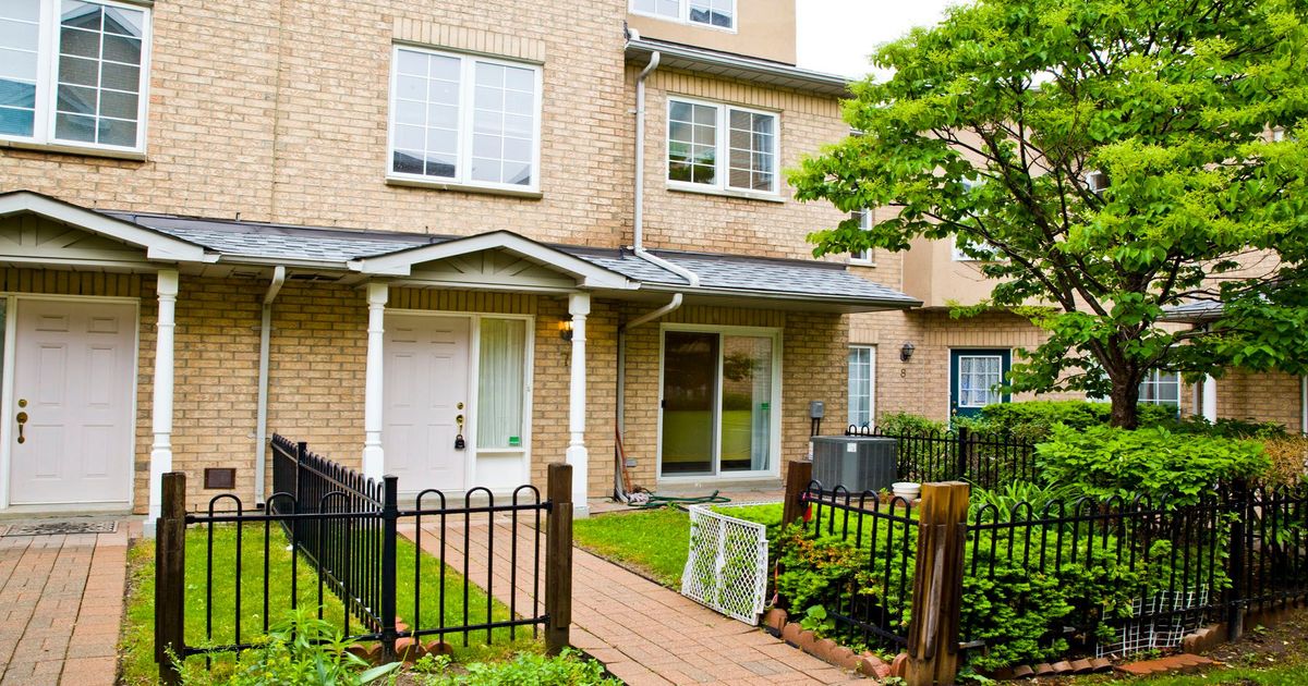 14 St. Moritz Way Markham