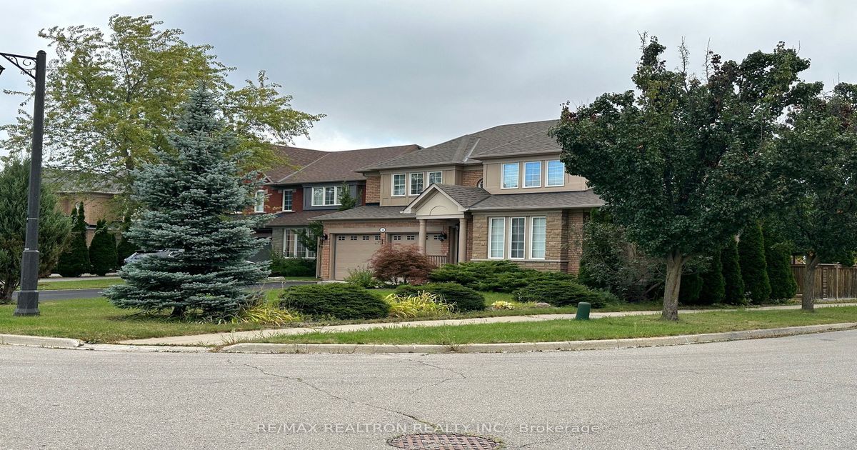 3 Lisa Brown Court Richmond Hill