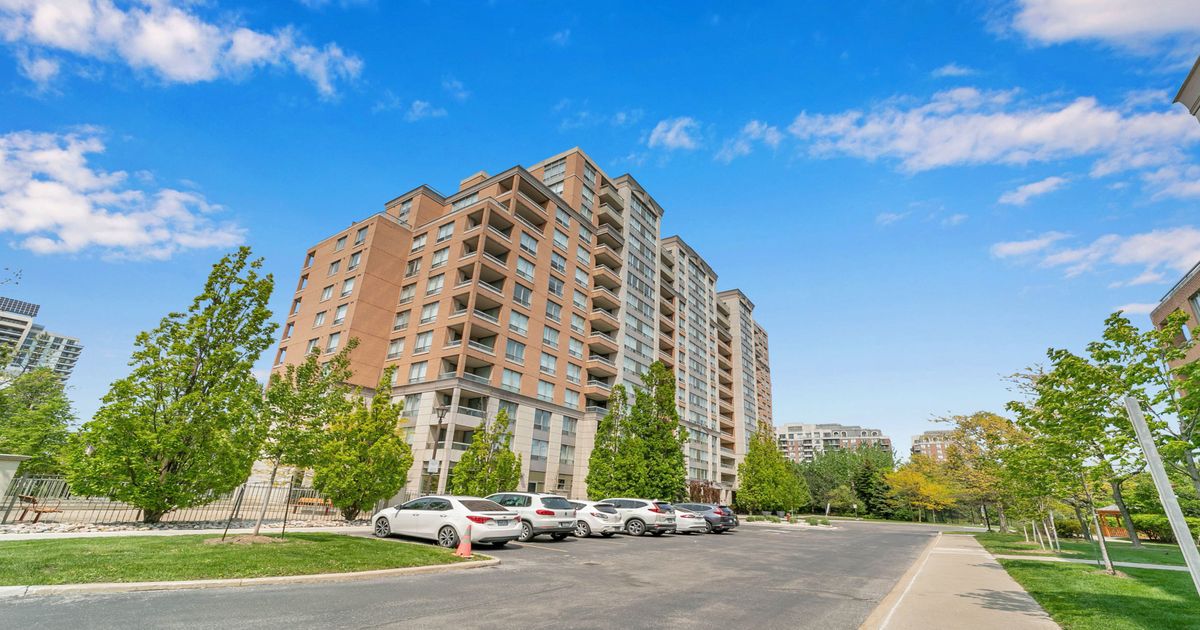 29 Northern Hts Drive N Richmond Hill