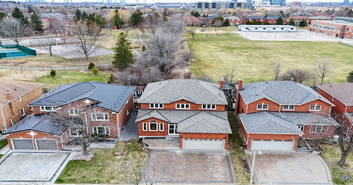 146 Valleymede Drive Richmond Hill