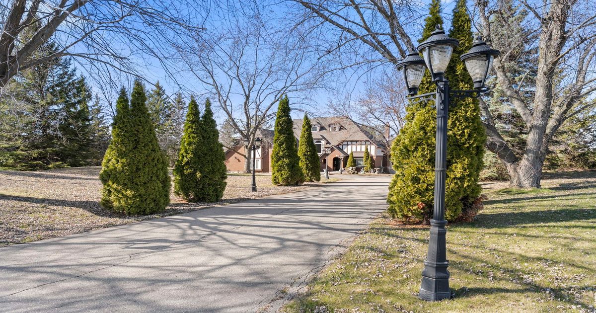 18 Brule Trail King