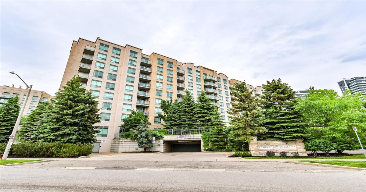 51 Baffin Court Richmond Hill
