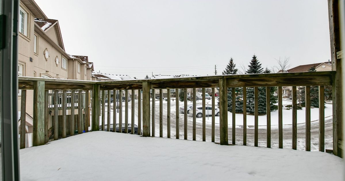 10 Post Oak Drive Richmond Hill
