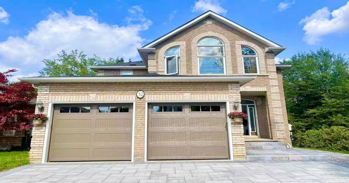 32 Headwater Crescent Richmond Hill