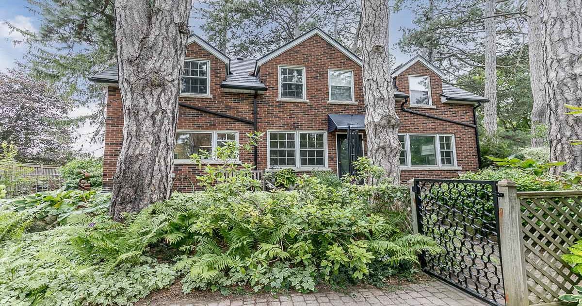 78 Wells Street Aurora