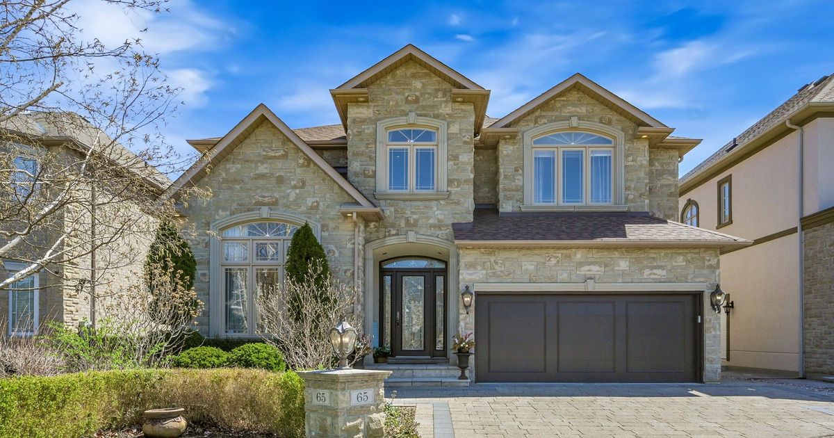 65 Pathlane Road Richmond Hill