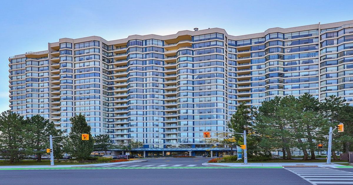 1 Clark Avenue W Vaughan