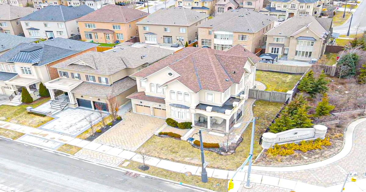 2 Stanton Avenue Vaughan
