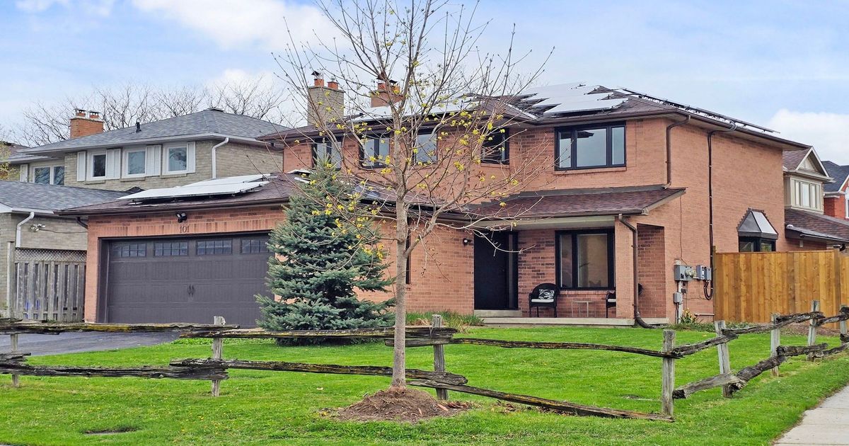 101 Houseman Crescent Richmond Hill