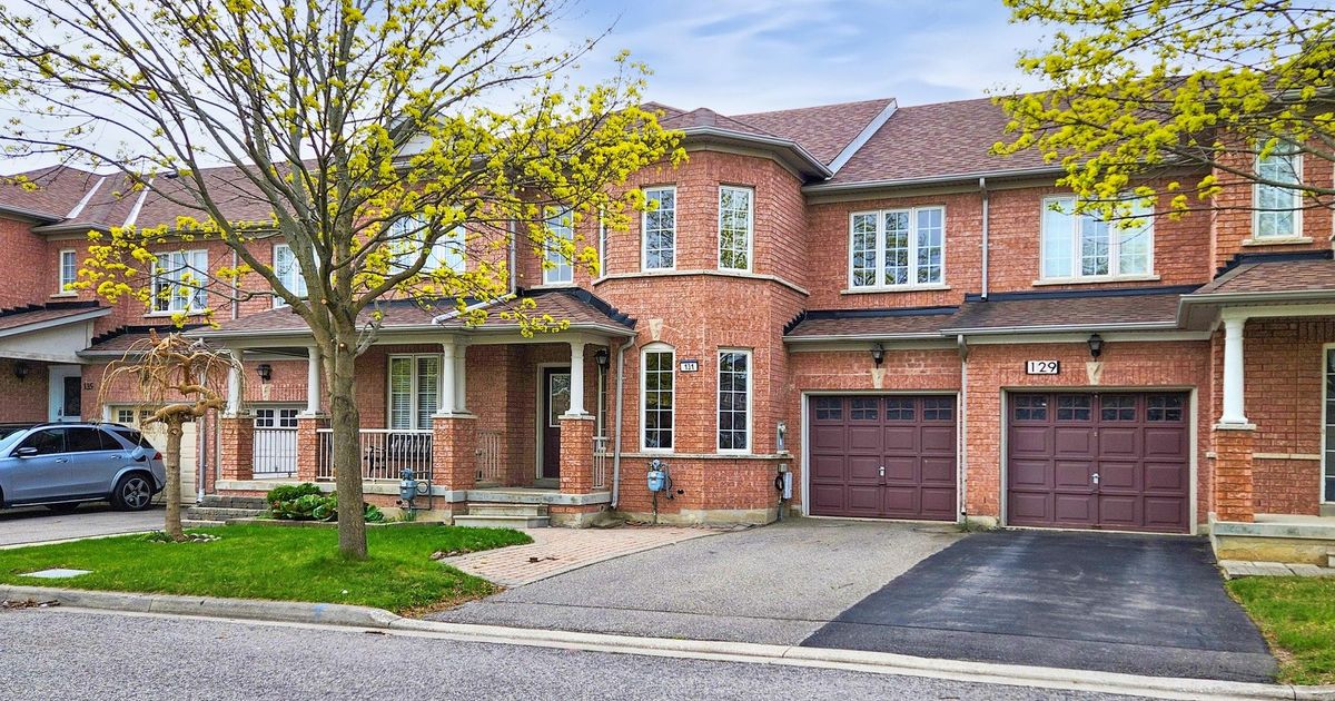 131 Rideau Drive Richmond Hill