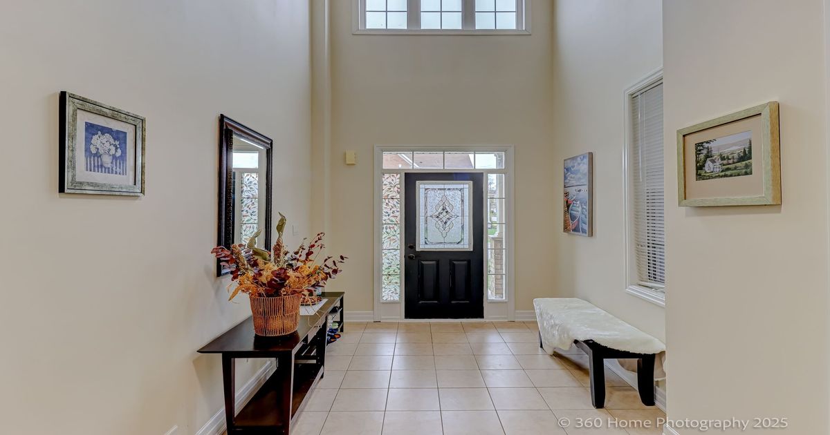 42 Robert Wilson Crescent Georgina