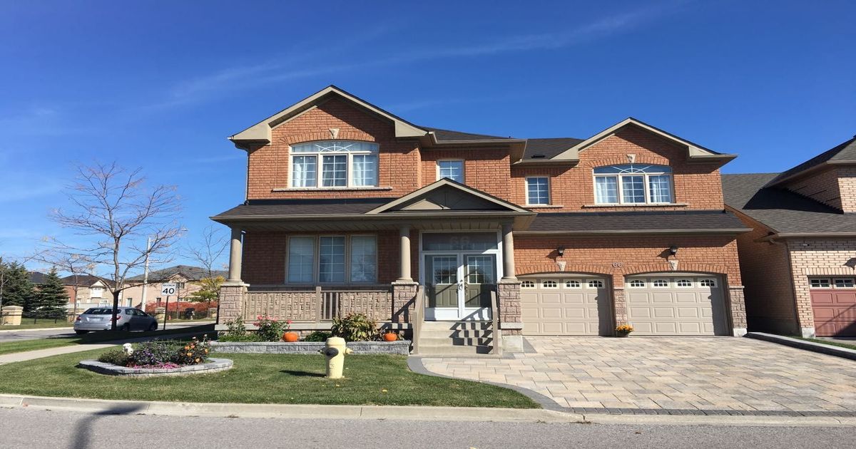 66 Starhill Crescent Markham