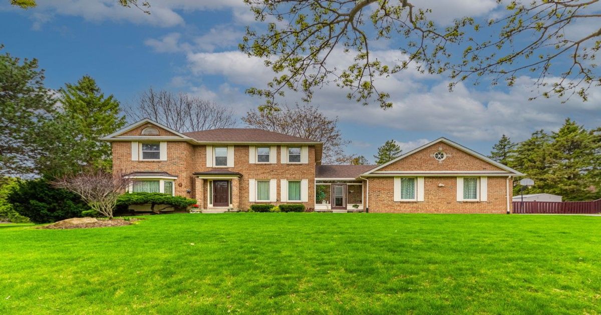 8 Boyd Court Markham