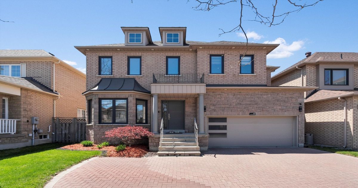 32 Berringer Street Richmond Hill