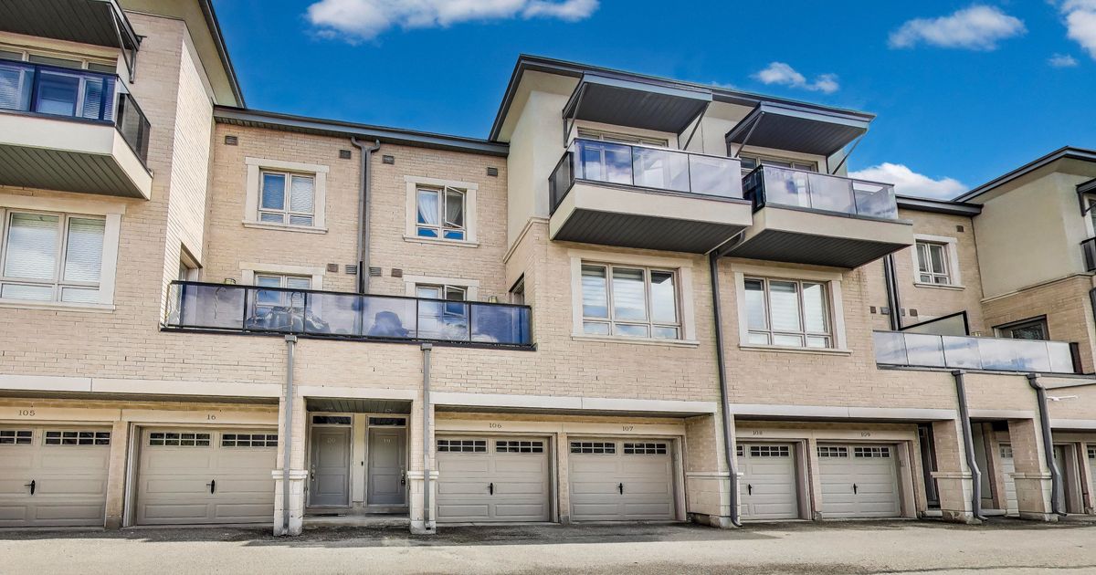 105 Kayla Crescent Vaughan